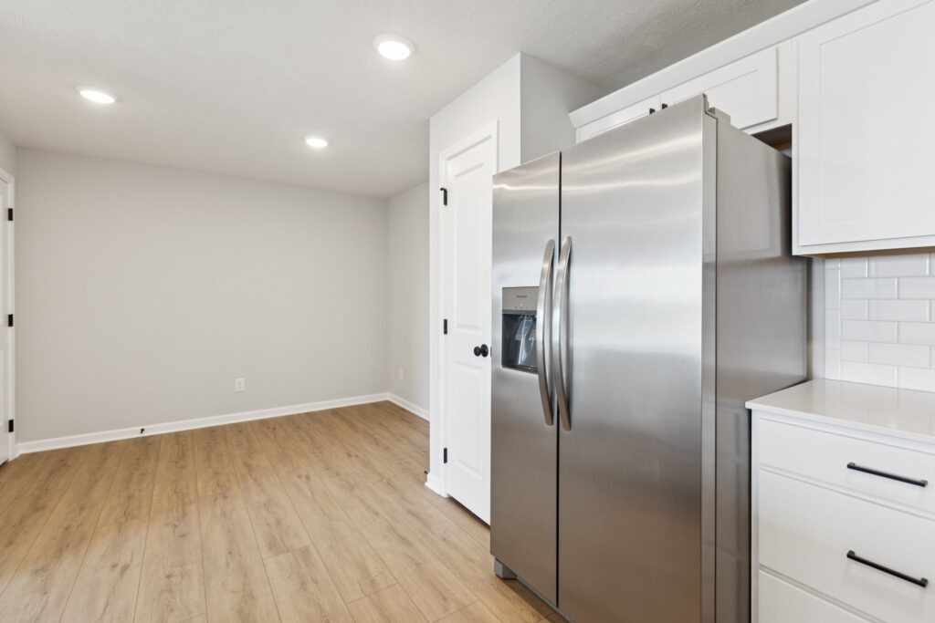 13-web-or-mls-7508 - 4703 E 21st St_013