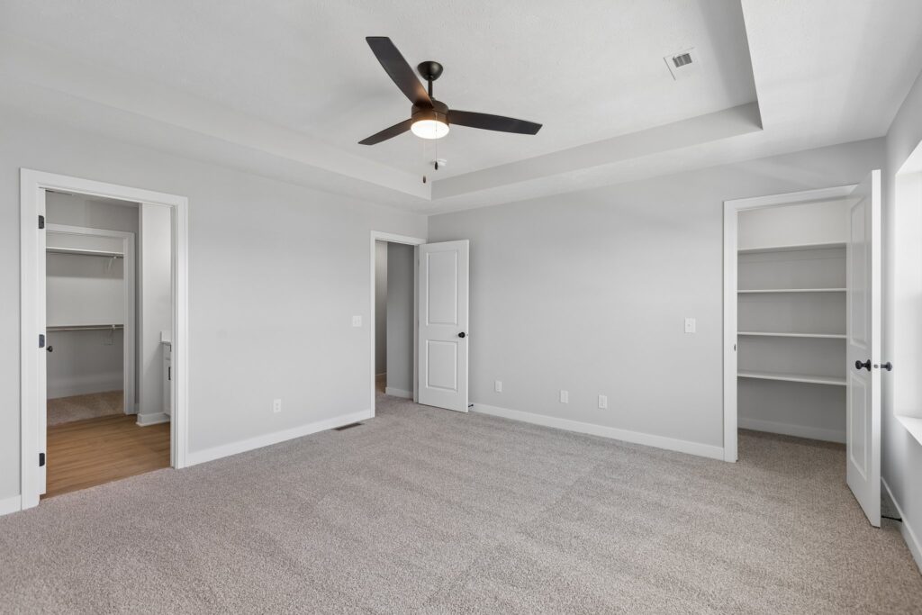 16-web-or-mls-8793 - 7805 N 167th Ave_016
