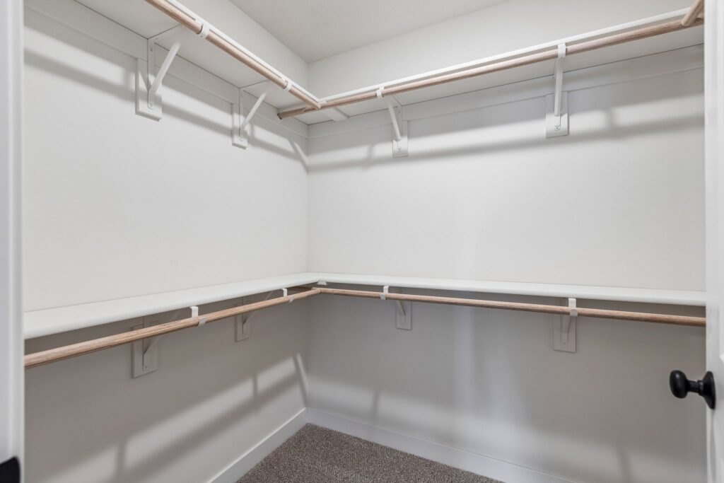 16-web-or-mls-8794 - 11422 N 160th Ct_016