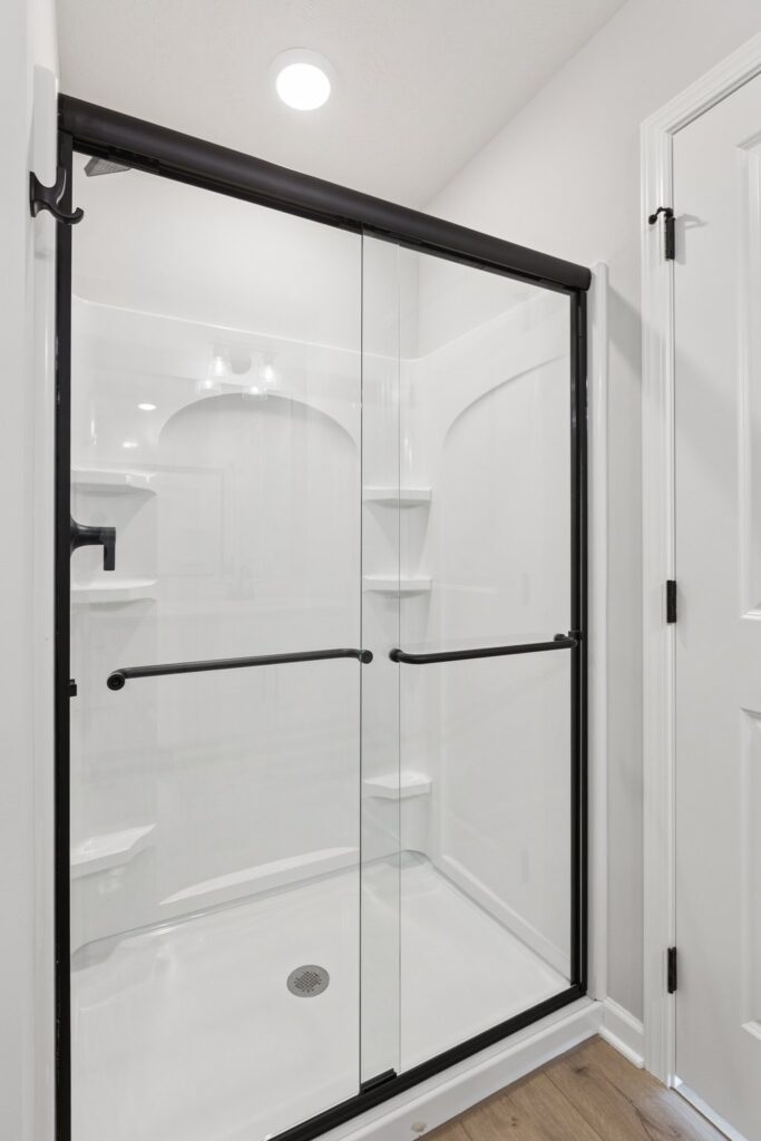 21-web-or-mls-7508 - 4703 E 21st St_021