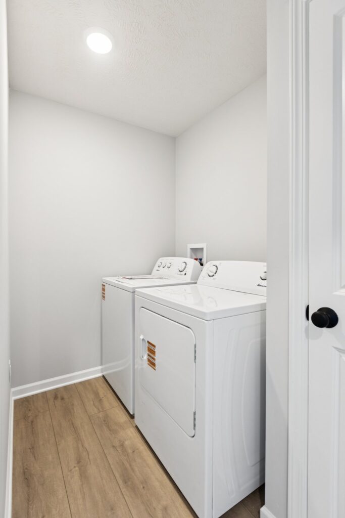 29-web-or-mls-7508 - 4703 E 21st St_029