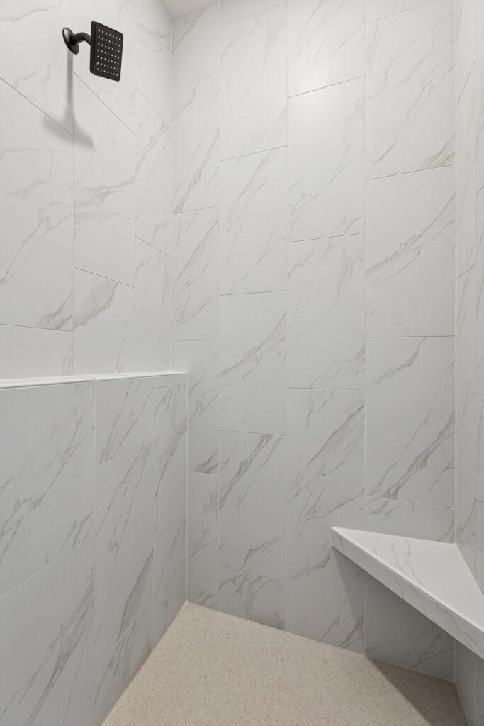 15-web-or-mls-8042 - 11121 N 162nd Cir_015