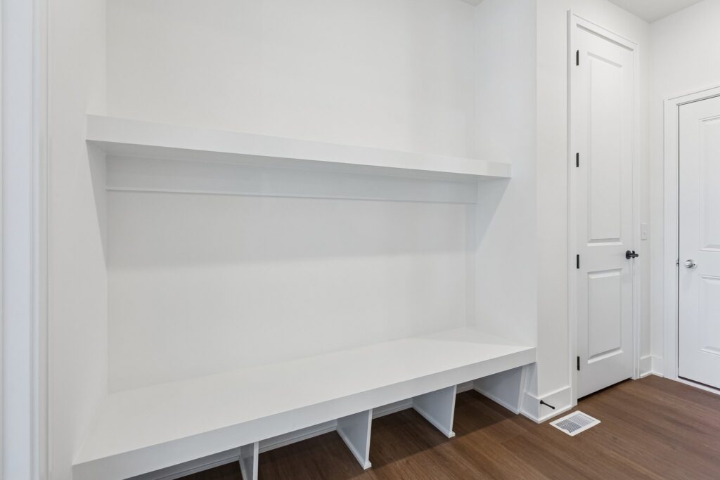 19-web-or-mls-8042 - 11121 N 162nd Cir_019