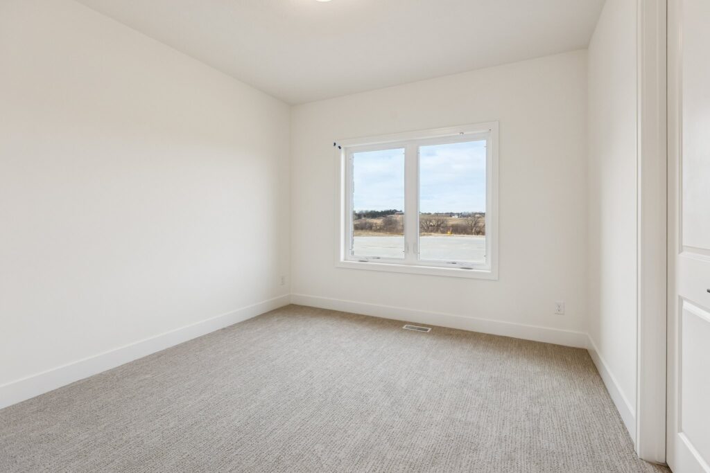 24-web-or-mls-8042 - 11121 N 162nd Cir_024