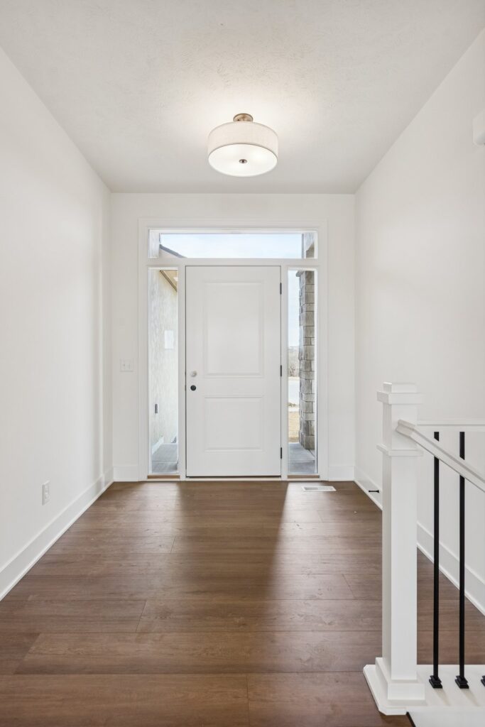 3-web-or-mls-8042 - 11121 N 162nd Cir_003