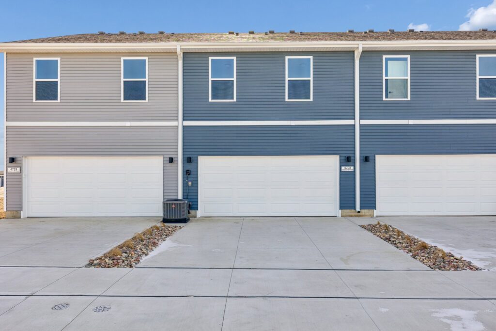 101-web-or-mls-7961 - 4715 E 21st Ave_026