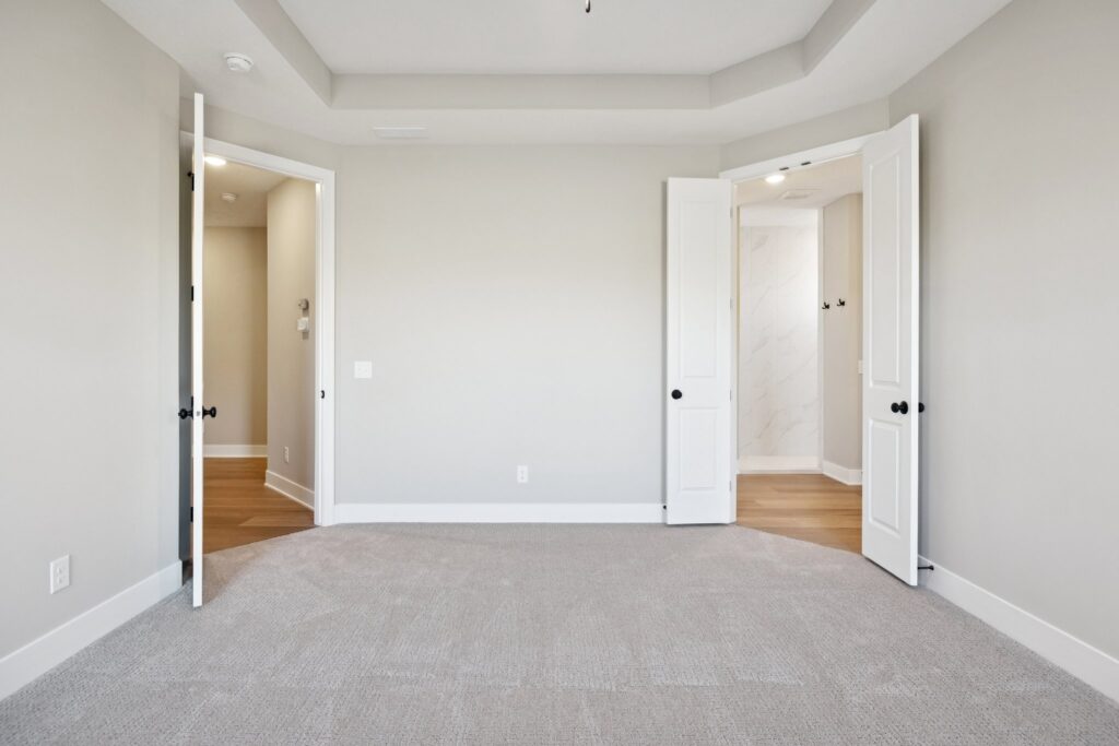 13-web-or-mls-7729 - 18410 Sycamore Dr_013