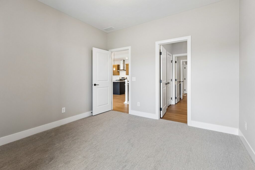 14-web-or-mls-8241 - 11103 N 173rd St - 014