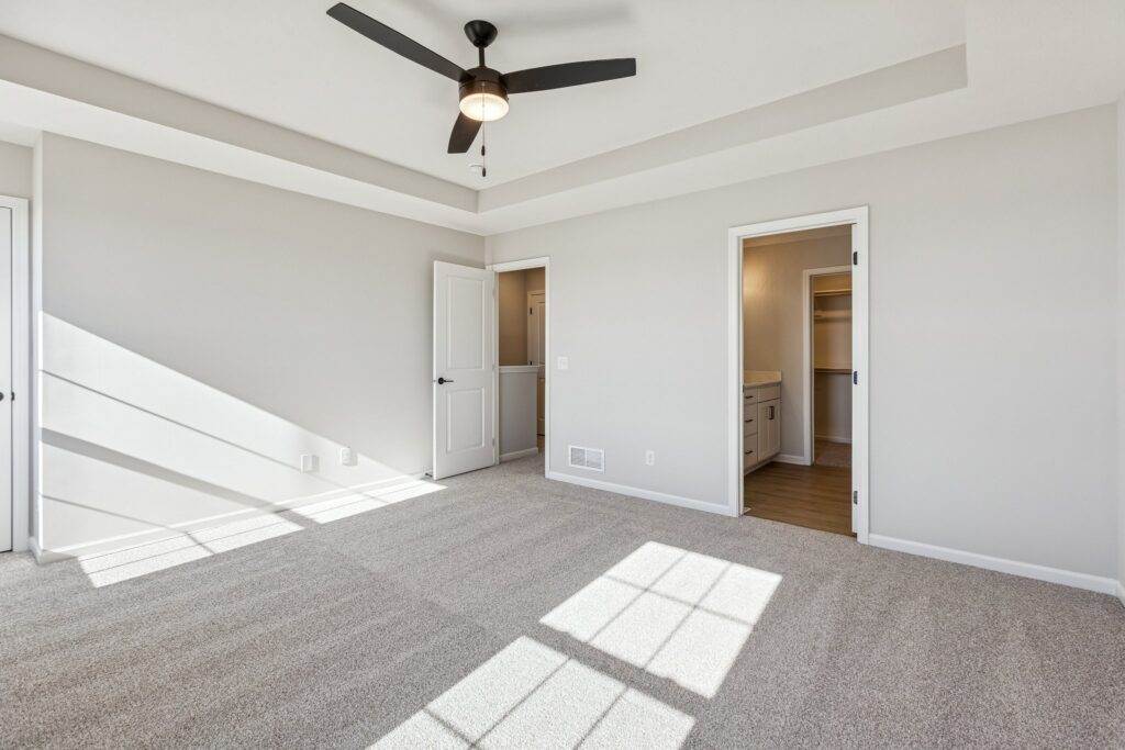 15-web-or-mls-7961 - 4715 E 21st Ave_015