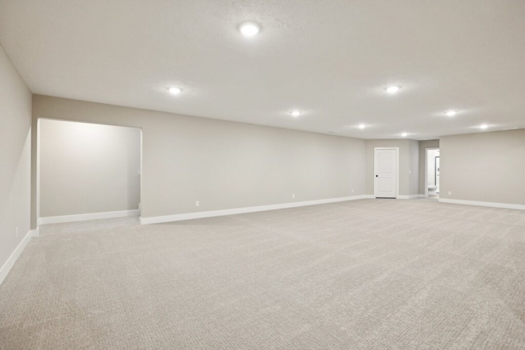 26-web-or-mls-7729 - 18410 Sycamore Dr_026