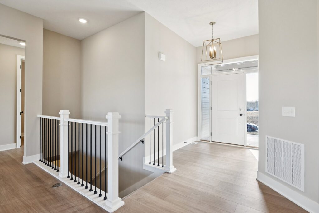 3-web-or-mls-7729 - 18410 Sycamore Dr_003