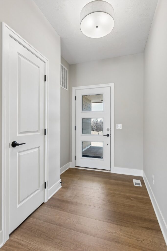 3-web-or-mls-8241 - 11103 N 173rd St - 003