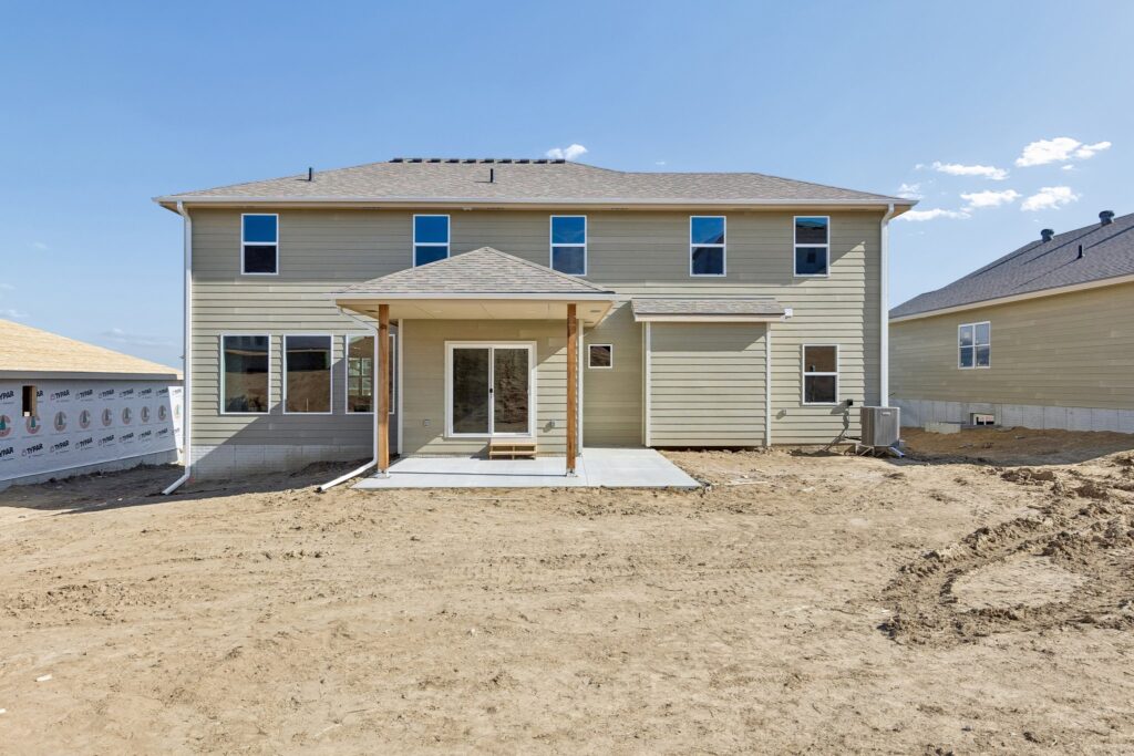 34-web-or-mls-8044 - 10908 N 159th Ave_034