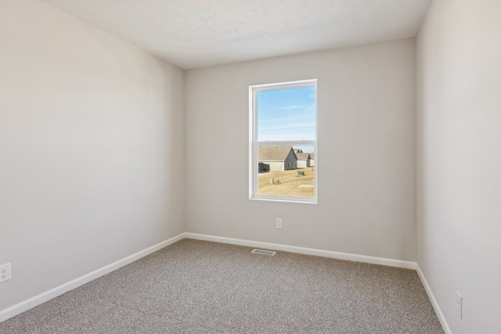 43-web-or-mls-7961 - 4715 E 21st Ave_018 (2)