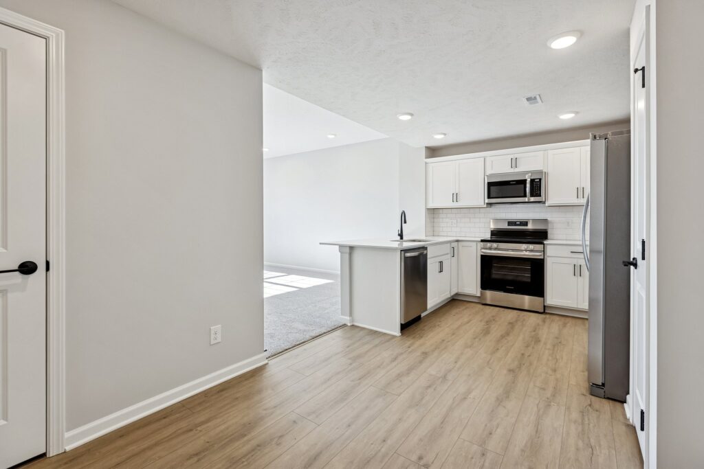 58-web-or-mls-7961 - 4715 E 21st Ave_008 (3)