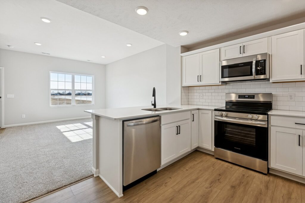 59-web-or-mls-7961 - 4715 E 21st Ave_009 (3)