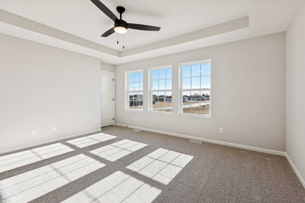 64-web-or-mls-7961 - 4715 E 21st Ave_014 (3)