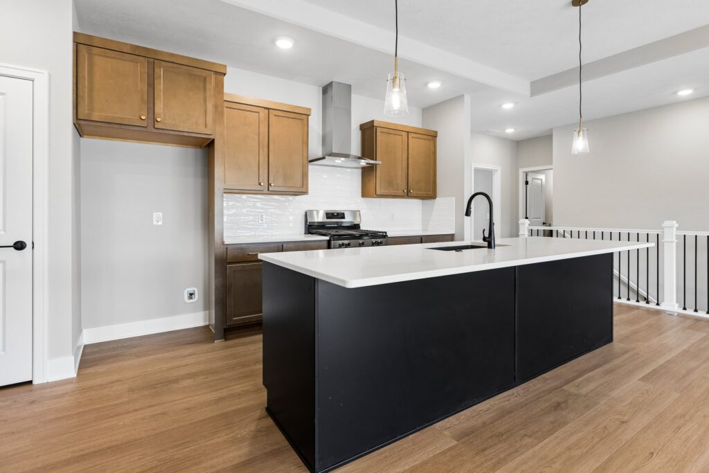 8-web-or-mls-8241 - 11103 N 173rd St - 008
