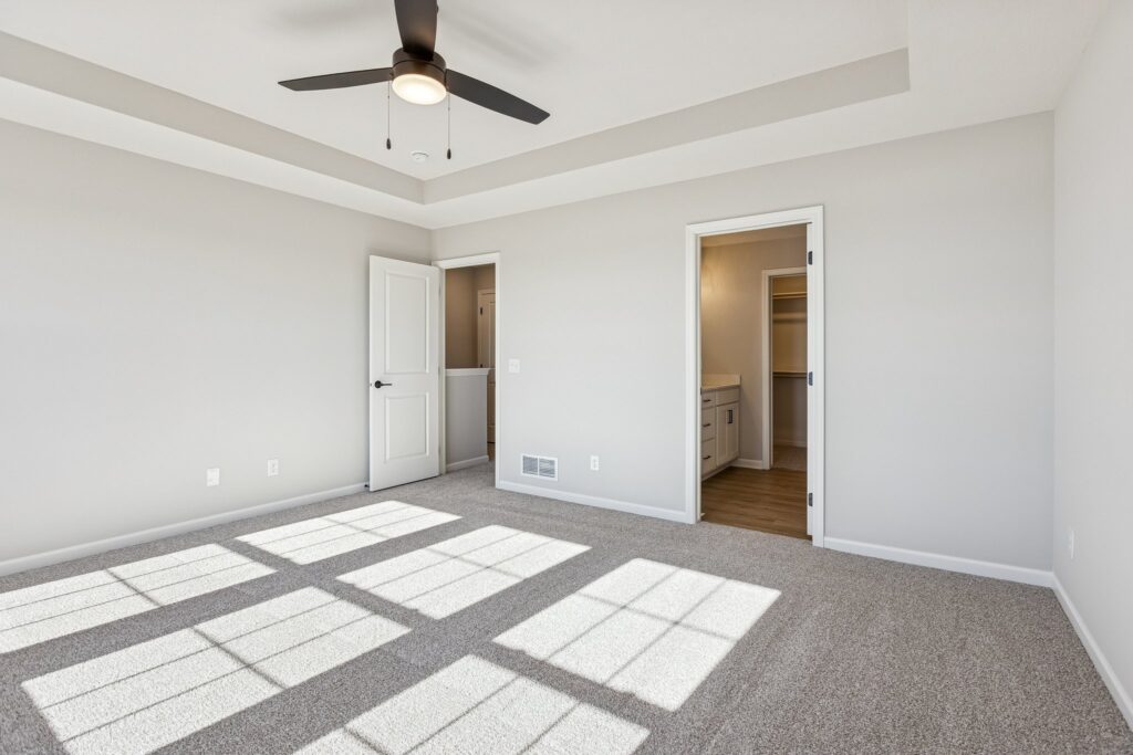 88-web-or-mls-7961 - 4715 E 21st Ave_013 (4)