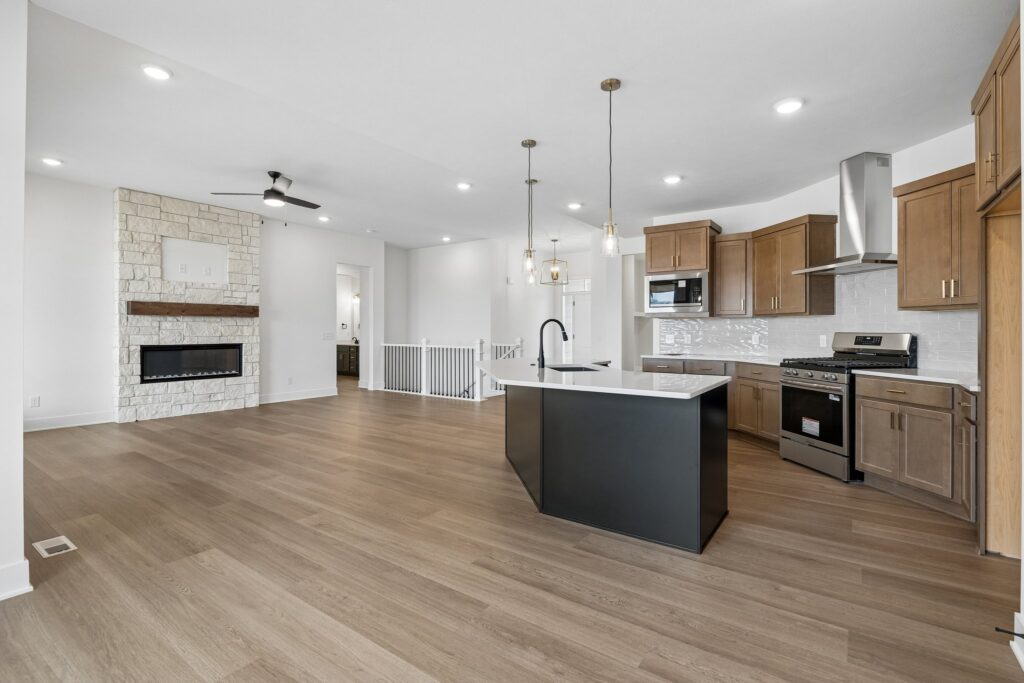 10-web-or-mls-8216 - 12509 S 89th St_010