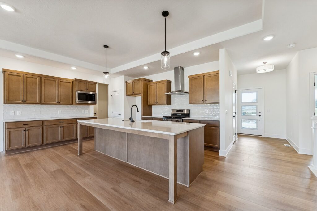 11-web-or-mls-8063 - 8608 Reed St_011