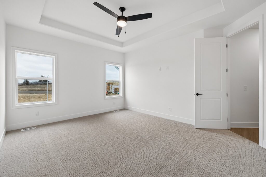 12-web-or-mls-8216 - 12509 S 89th St_012