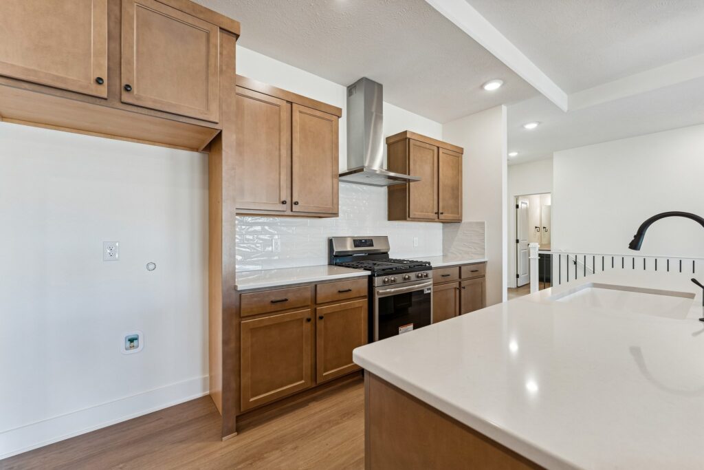 13-web-or-mls-8063 - 8608 Reed St_013