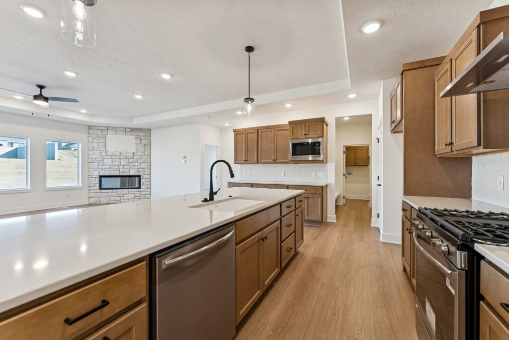 14-web-or-mls-8063 - 8608 Reed St_014