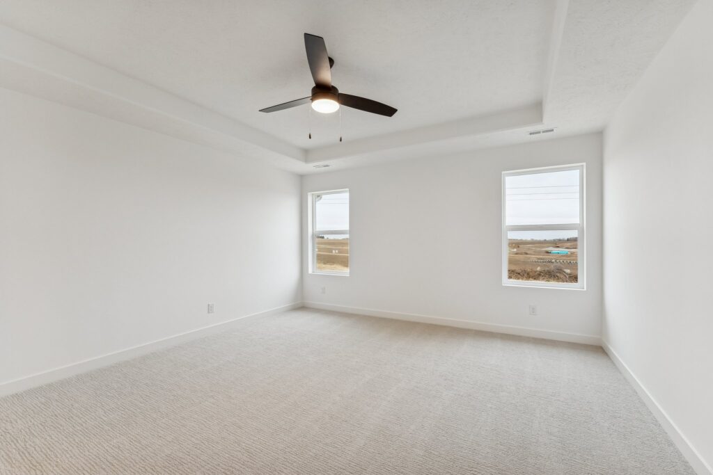 14-web-or-mls-8064 - 8606 Legacy St_014