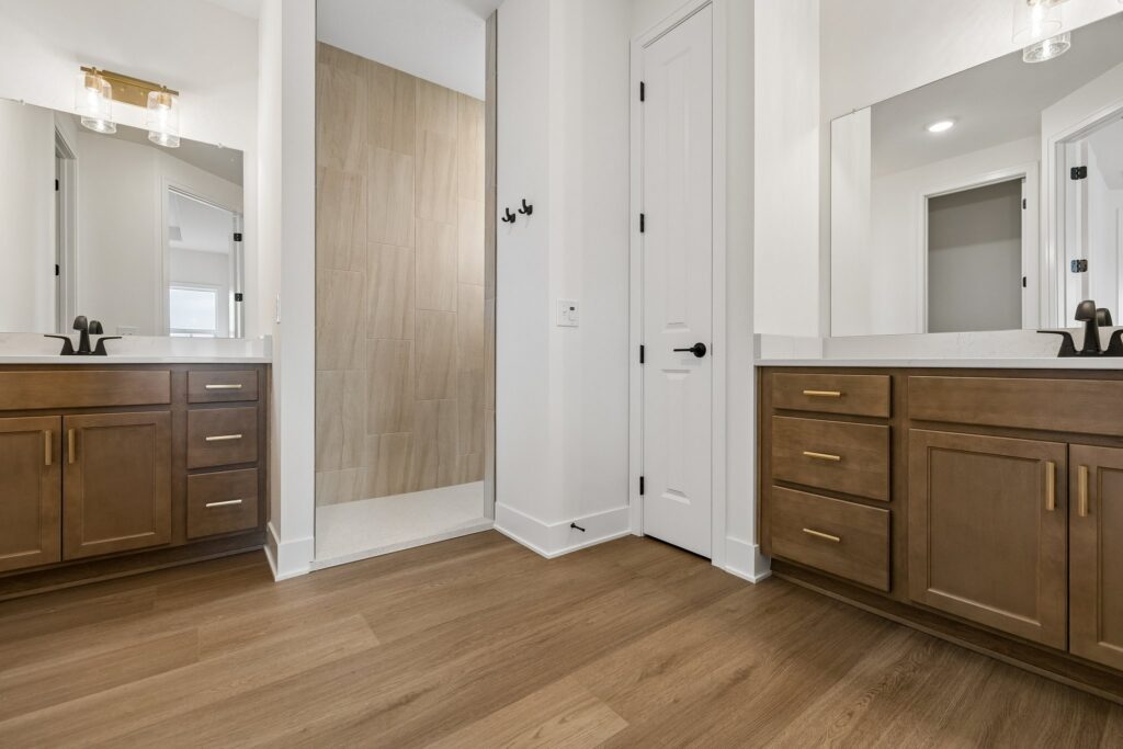 14-web-or-mls-8216 - 12509 S 89th St_014