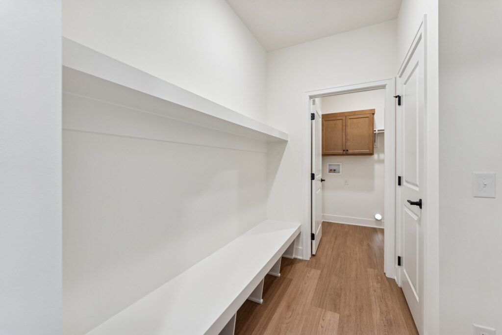 15-web-or-mls-8063 - 8608 Reed St_015