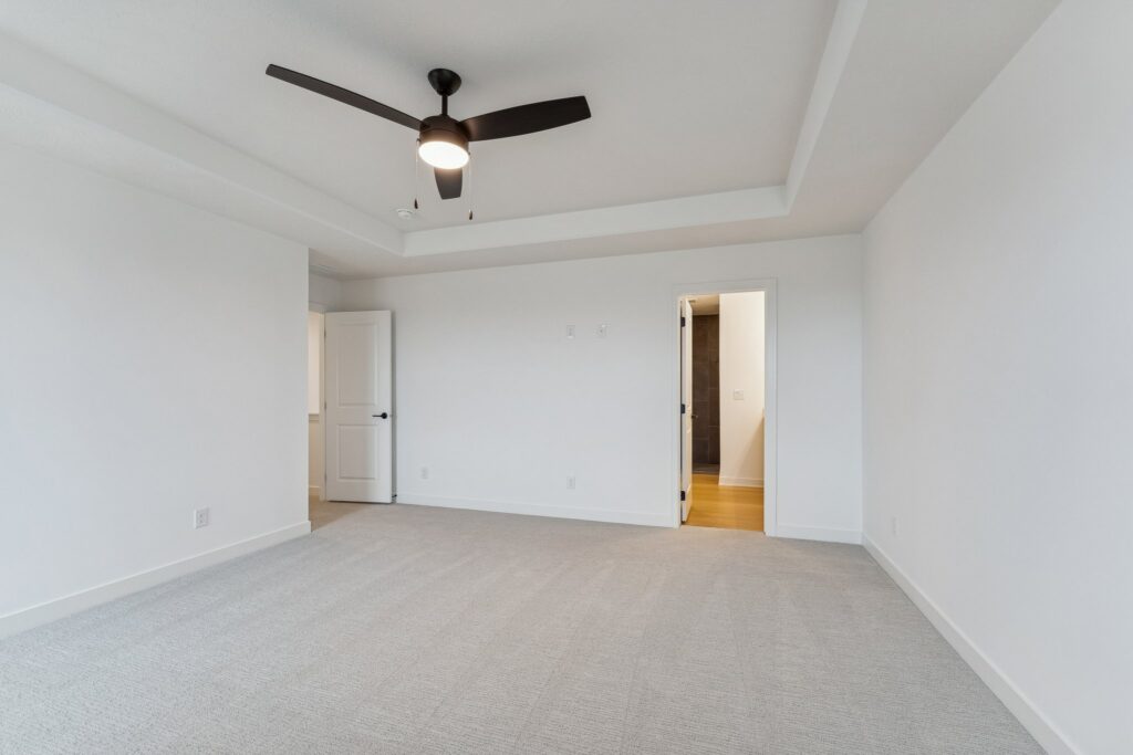 15-web-or-mls-8064 - 8606 Legacy St_015