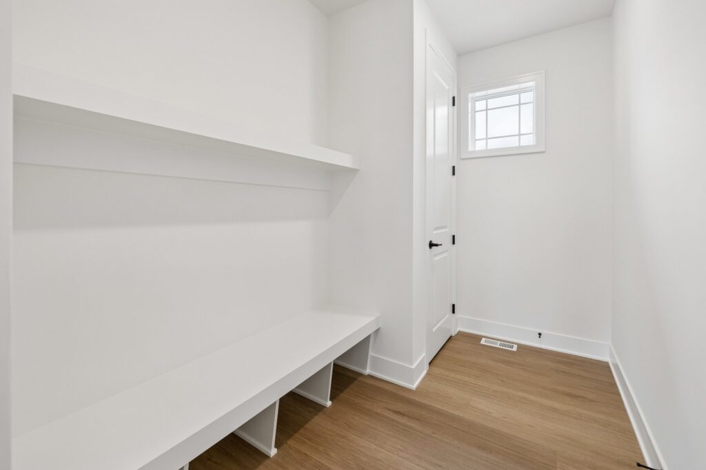 19-web-or-mls-8216 - 12509 S 89th St_019