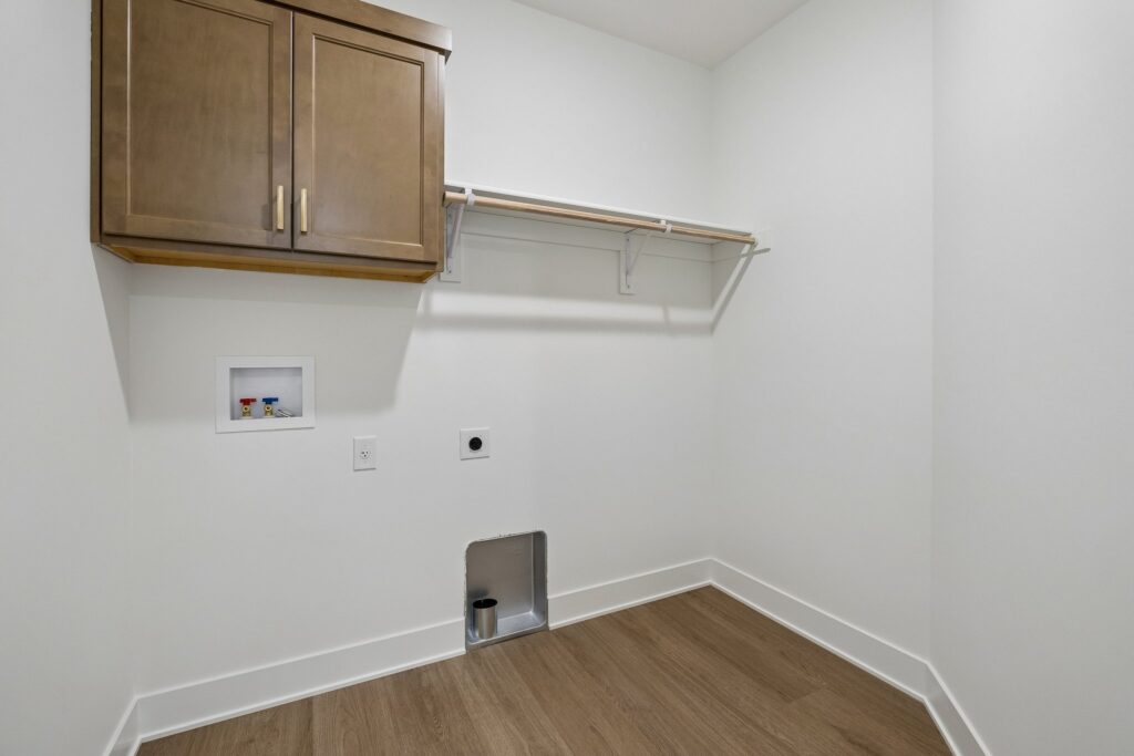 20-web-or-mls-8216 - 12509 S 89th St_020