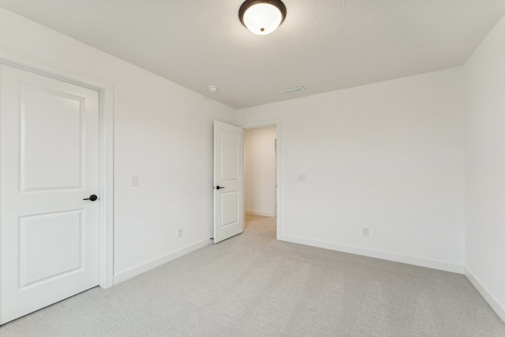 23-web-or-mls-8064 - 8606 Legacy St_023