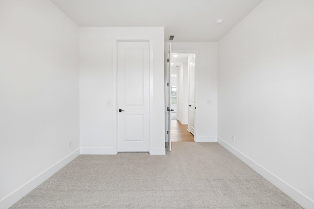 26-web-or-mls-8216 - 12509 S 89th St_026