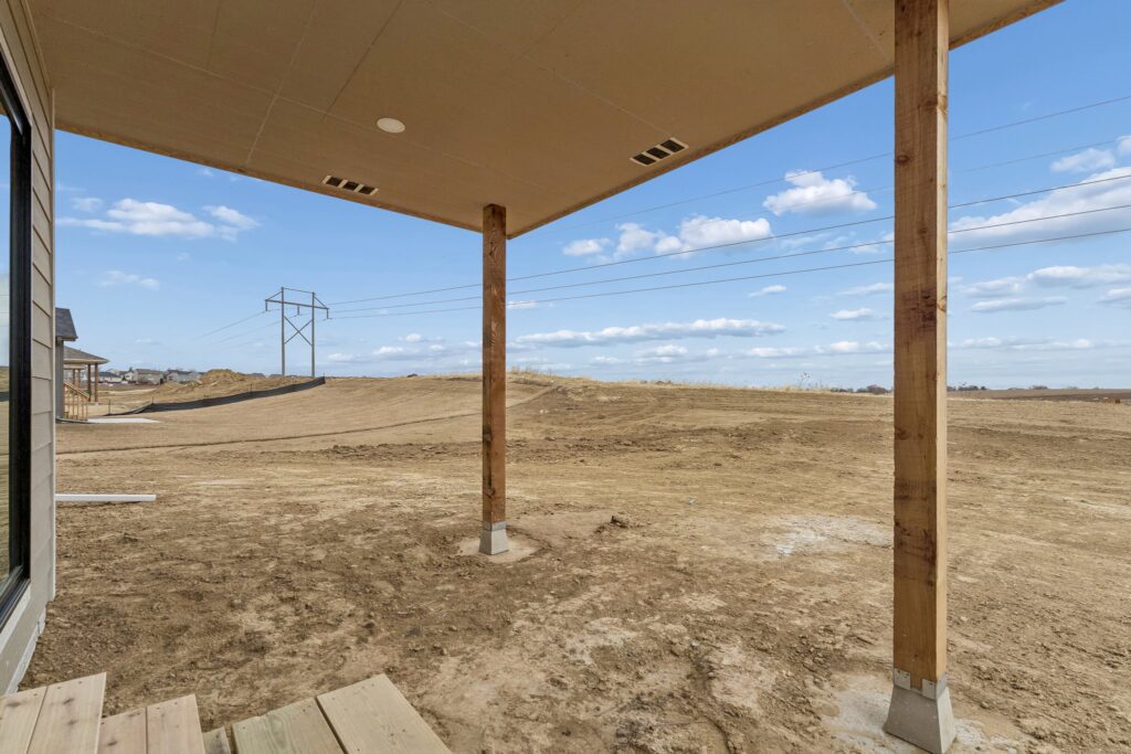 35-web-or-mls-8064 - 8606 Legacy St_035