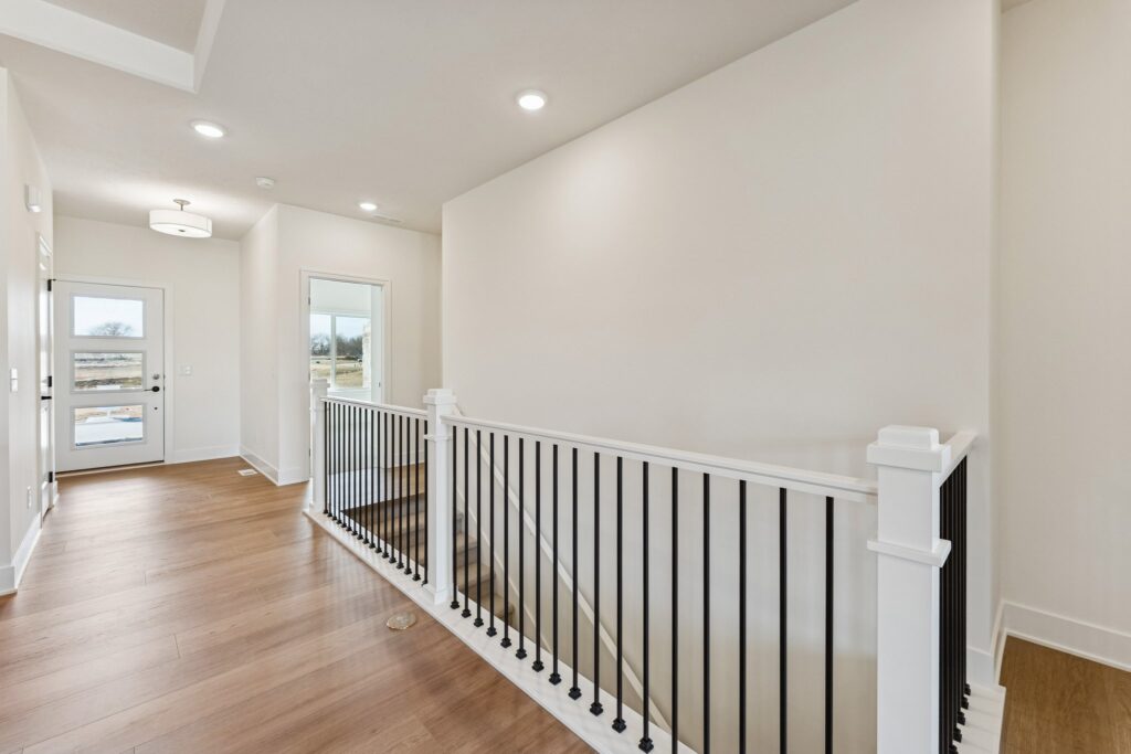 5-web-or-mls-8063 - 8608 Reed St_005