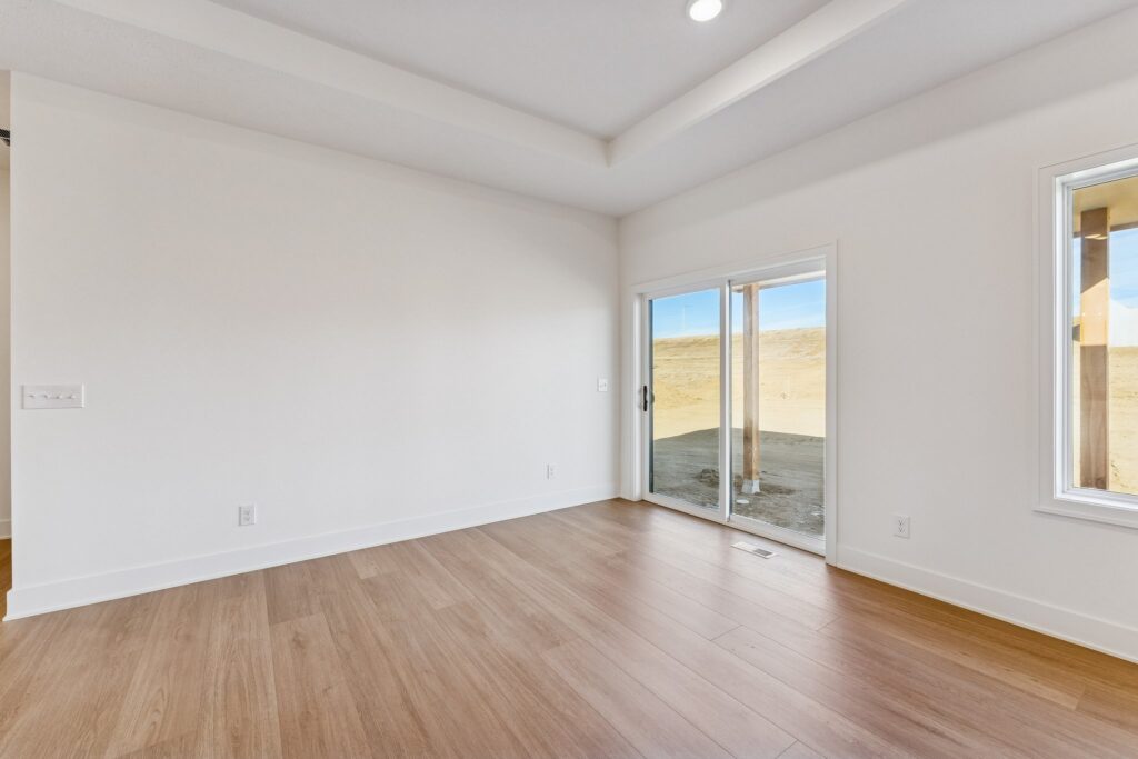 8-web-or-mls-8063 - 8608 Reed St_008