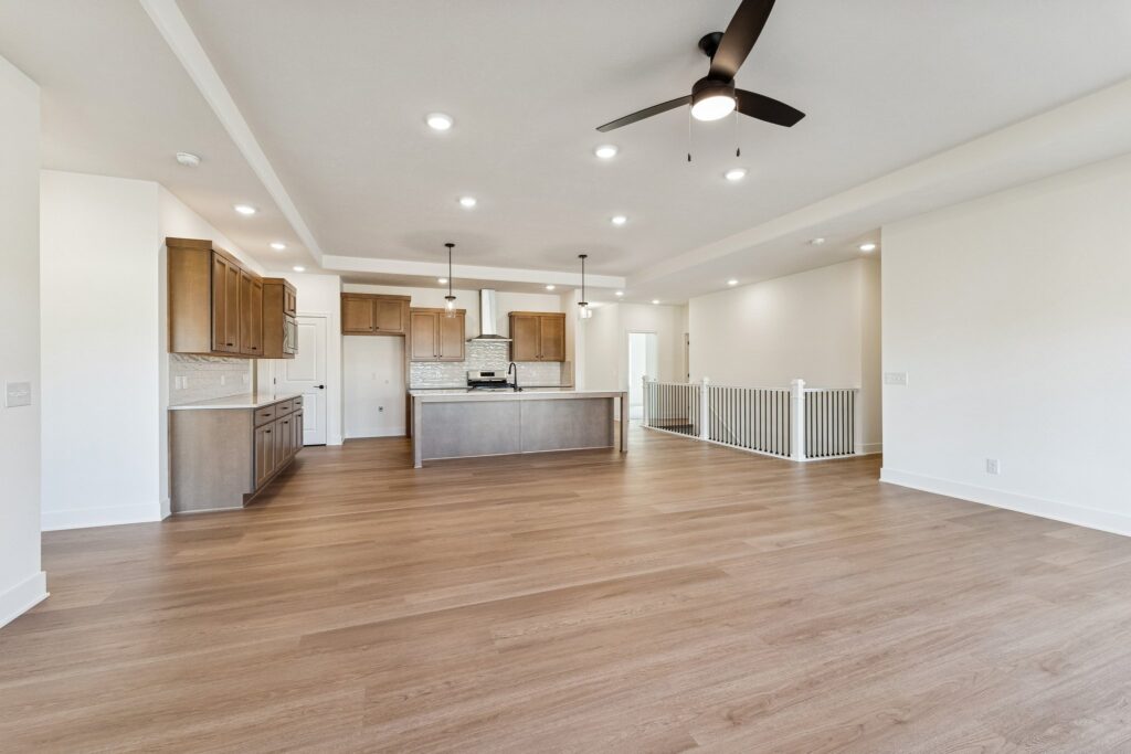 9-web-or-mls-8063 - 8608 Reed St_009