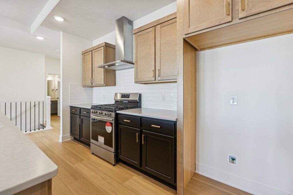 10-web-or-mls-7960 - 21428 Z St_010