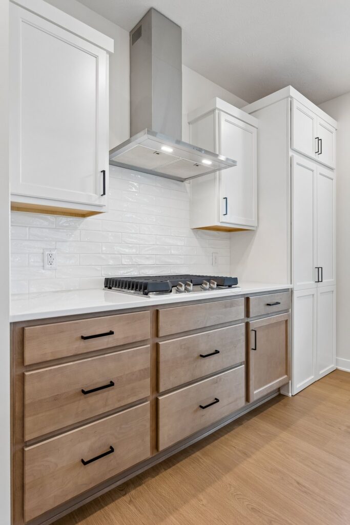 12-web-or-mls-10023 - 20808 Kansas Ave_012