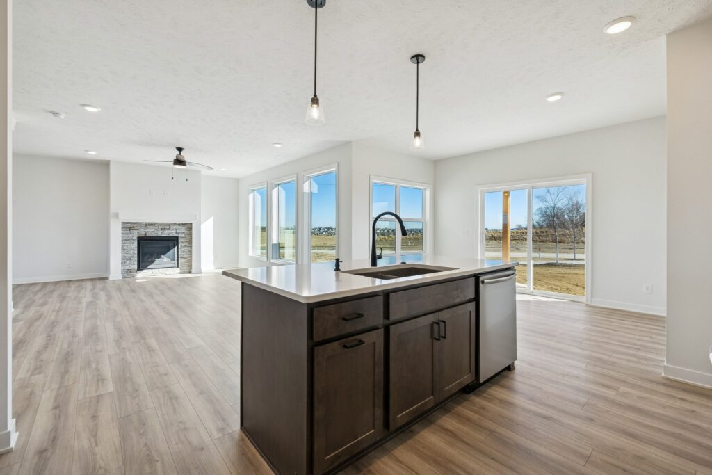 12-web-or-mls-7926 - 18055 Sycamore Dr_012