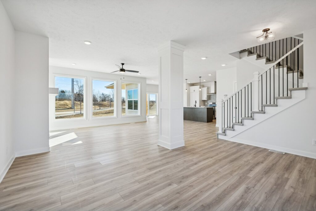 16-web-or-mls-7926 - 18055 Sycamore Dr_016