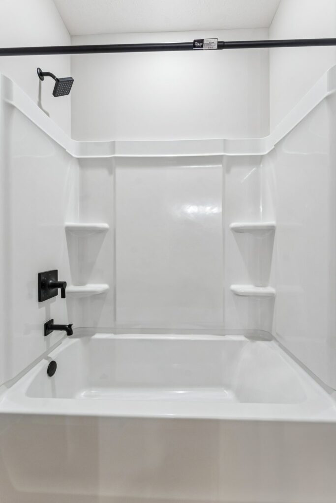 22-web-or-mls-7908 - 6307 N 209th St_023