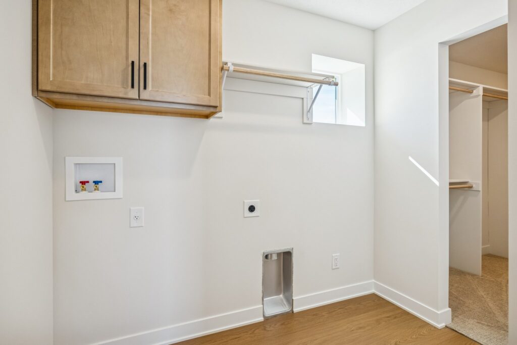 31-web-or-mls-8134 - 20808 Kansas Ave_031