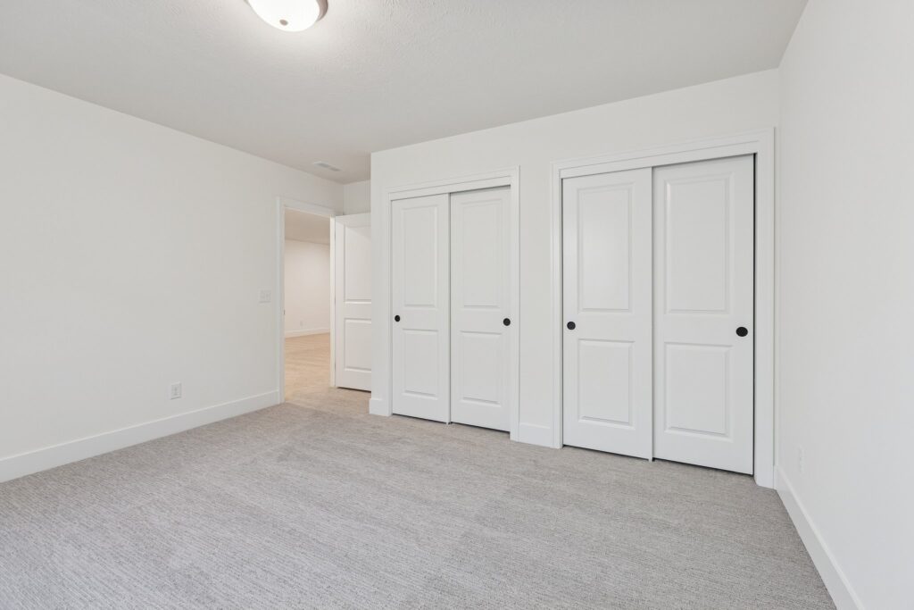 32-web-or-mls-7960 - 21428 Z St_032