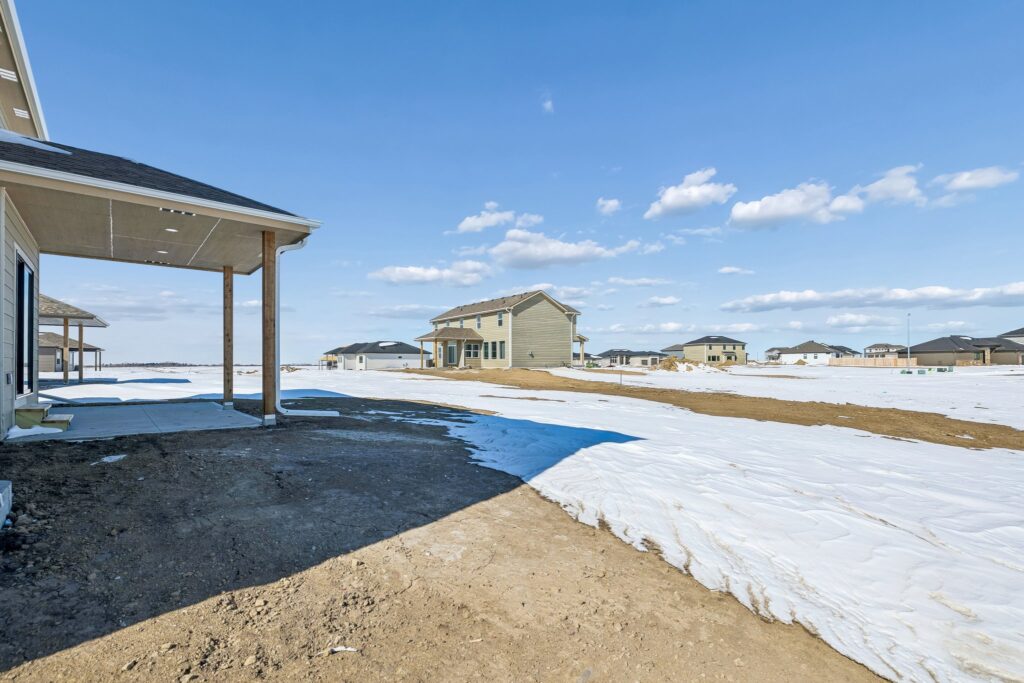 32-web-or-mls-8134 - 20808 Kansas Ave_032