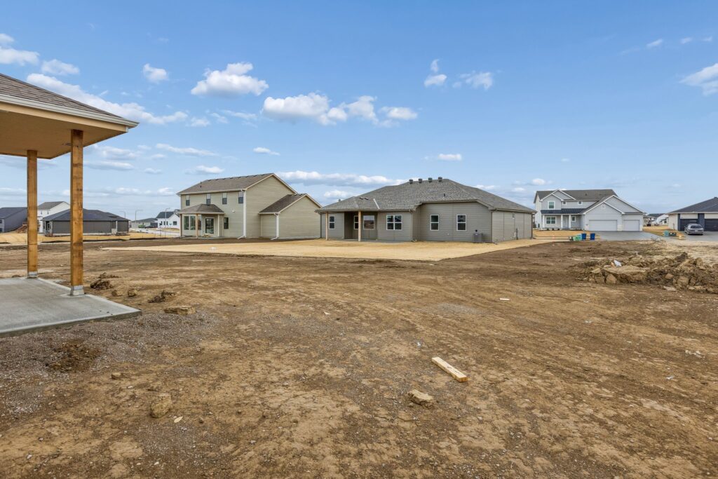 32-web-or-mls-8221 - 20819 Nebraska Ave_032