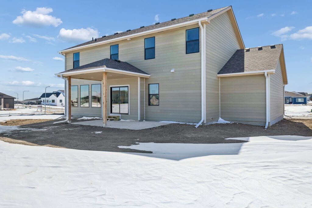 35-web-or-mls-8134 - 20808 Kansas Ave_035